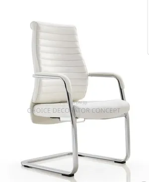 Modern White Leather Visitor Chair – Sleek Chrome Base