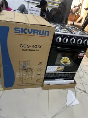 Skyrun 4 Burner Gas Cooker 50*50 With Oven | GCS-4g/K Black