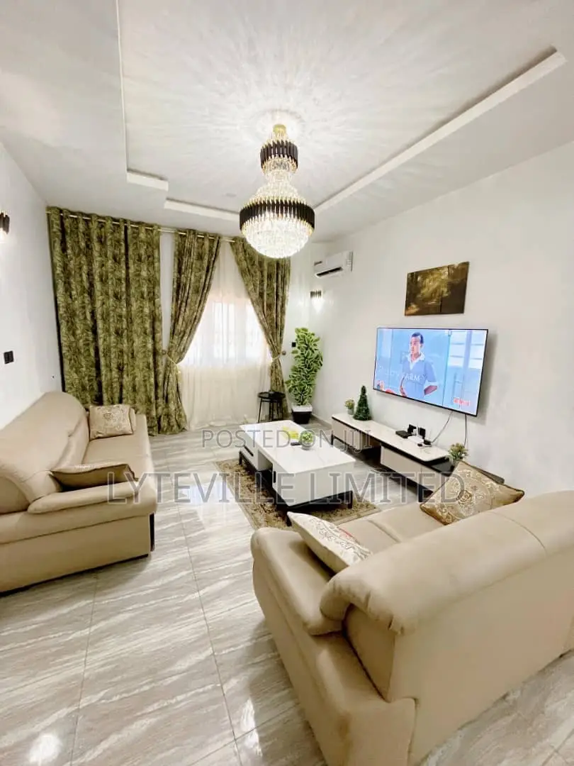 Spacious Clean 3 Bedroom