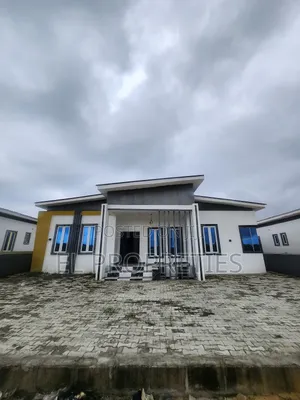 3bdrm Bungalow in Wonder Court Estate, Awoyaya for sale