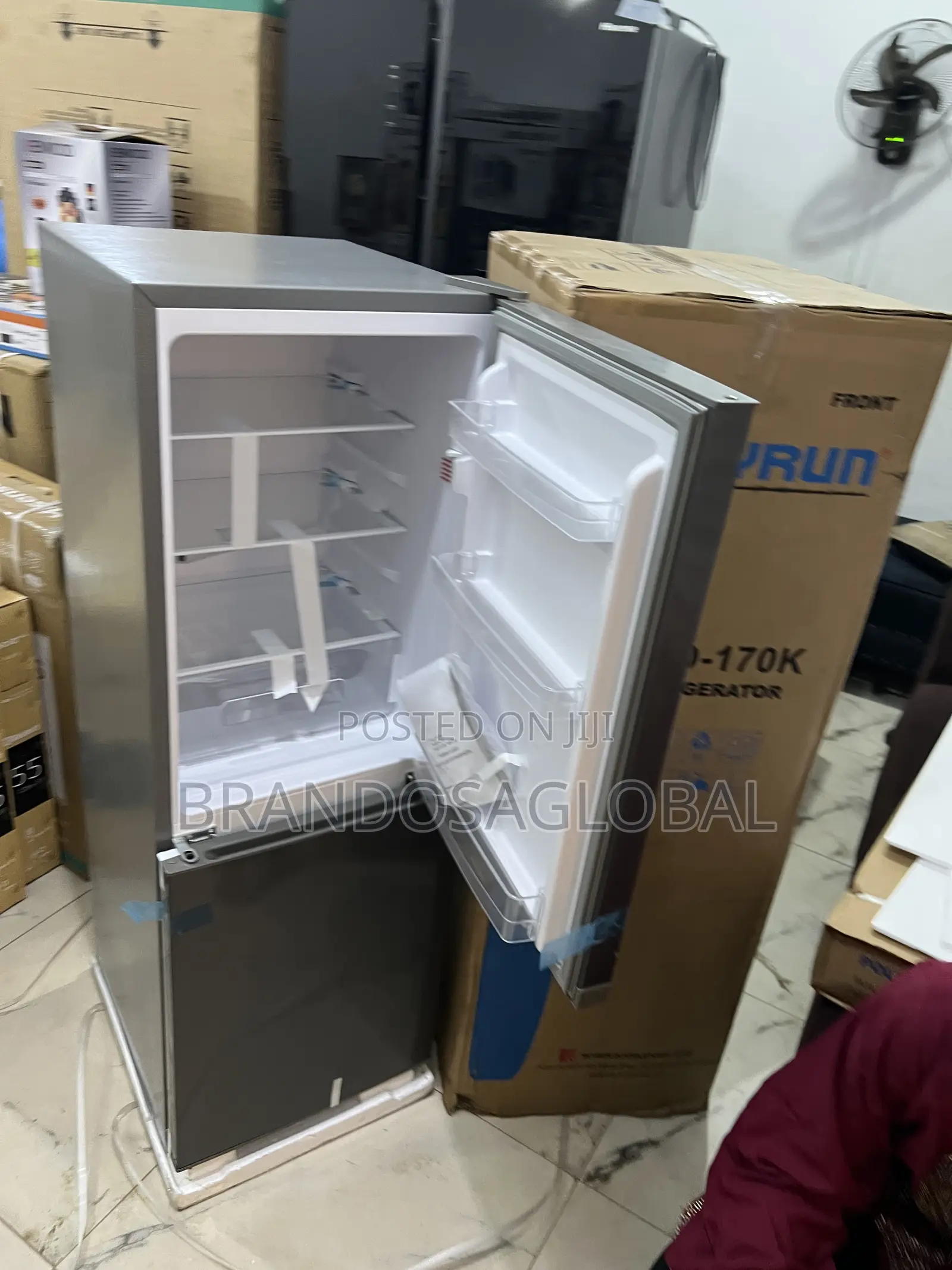 Original Skyrun BCD- – Compact 170l Fridge