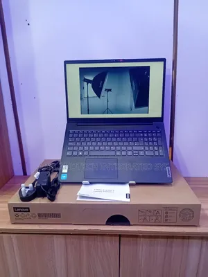 New Laptop Lenovo IdeaPad 100 8GB Intel Celeron SSD 256GB