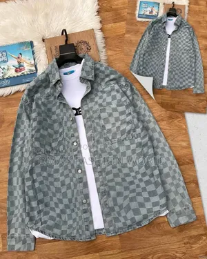 Quality Luxury Jeans Jacket
N25,000 Awoof Price Oya Oo