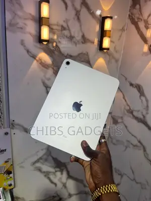 Apple iPad 10.2 (2019) 64 GB Silver