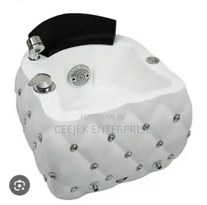 White Pedicure and Manicure Bowls With Mixer Tap