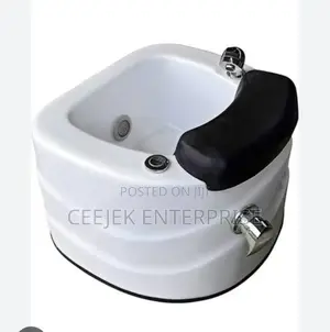 White Sqaure Pedicure and Manicure Bowl With Mixer Tap