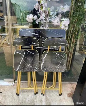 Fillable Table and 2chair