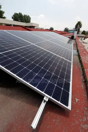 550watts 144cells High Efficiency Canadian Monocrystaline Solar Panel
