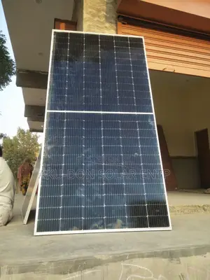 550watts 144celld High Efficiency Canadian Monocrystalline Solar Panel