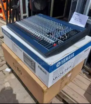 24channels Yamaha Mixer
