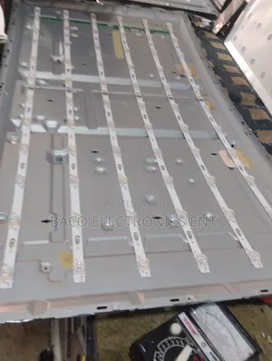 48 Inches Samsung Power and Screen Issues