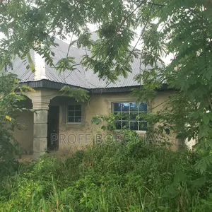 3bdrm Block of Flats in Ayegbami Community, Ibadan for sale