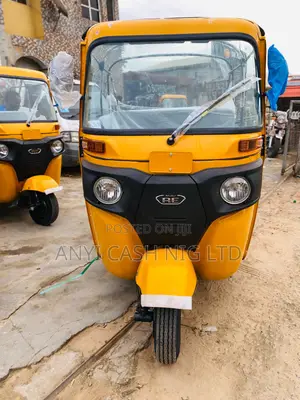 New Bajaj RE 2024 Yellow