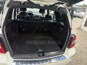 Mercedes-Benz GLK-Class 350 4MATIC 2011 Off white