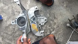 Mercedes Benz Underneath, Bumper and Shock