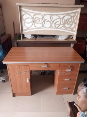 Executive 1.4 Meter Table