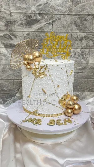 8" Three Layers Cake