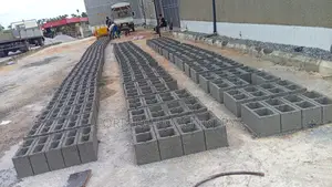 Mobile Concrete Block Moulding Machine (3000 Blocks Daily)
