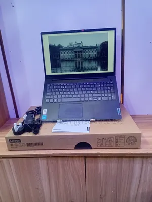 New Laptop Lenovo IdeaPad 520 8GB Intel Celeron SSD 256GB