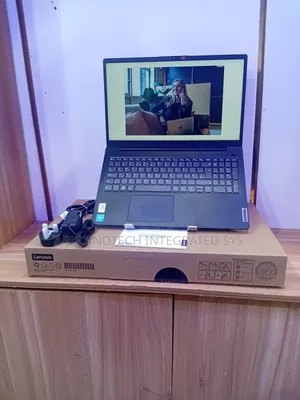 New Laptop Lenovo IdeaPad 530S 8GB Intel Celeron SSD 512GB