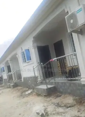 1bdrm Bungalow in Ughoton, Warri for sale