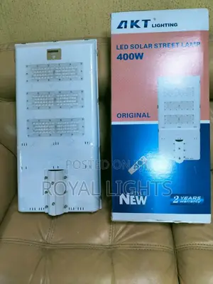 400 Watts Solar Flood Light Akt