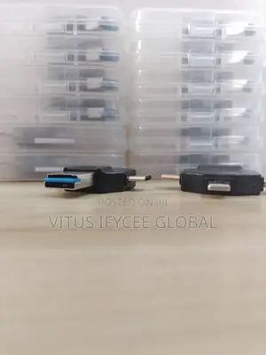 4-in-One Usb-C Lightning Microusb Microsd Card Reader Adapter