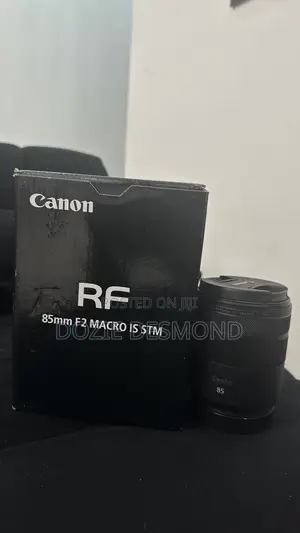 Canon Rf 85mm F2 Macro Is STM Lens