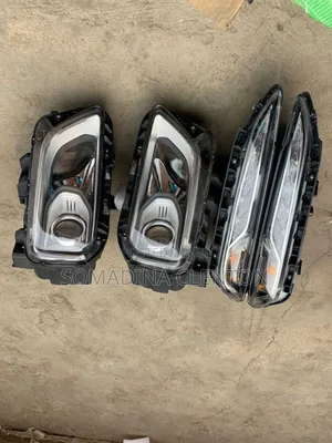 Head Lamp Hyundai Kona 2020