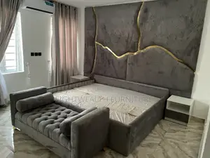 6/6 Wall Padded Bed