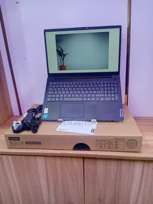 New Laptop Lenovo IdeaPad U300s 8GB Intel Celeron SSD 256GB