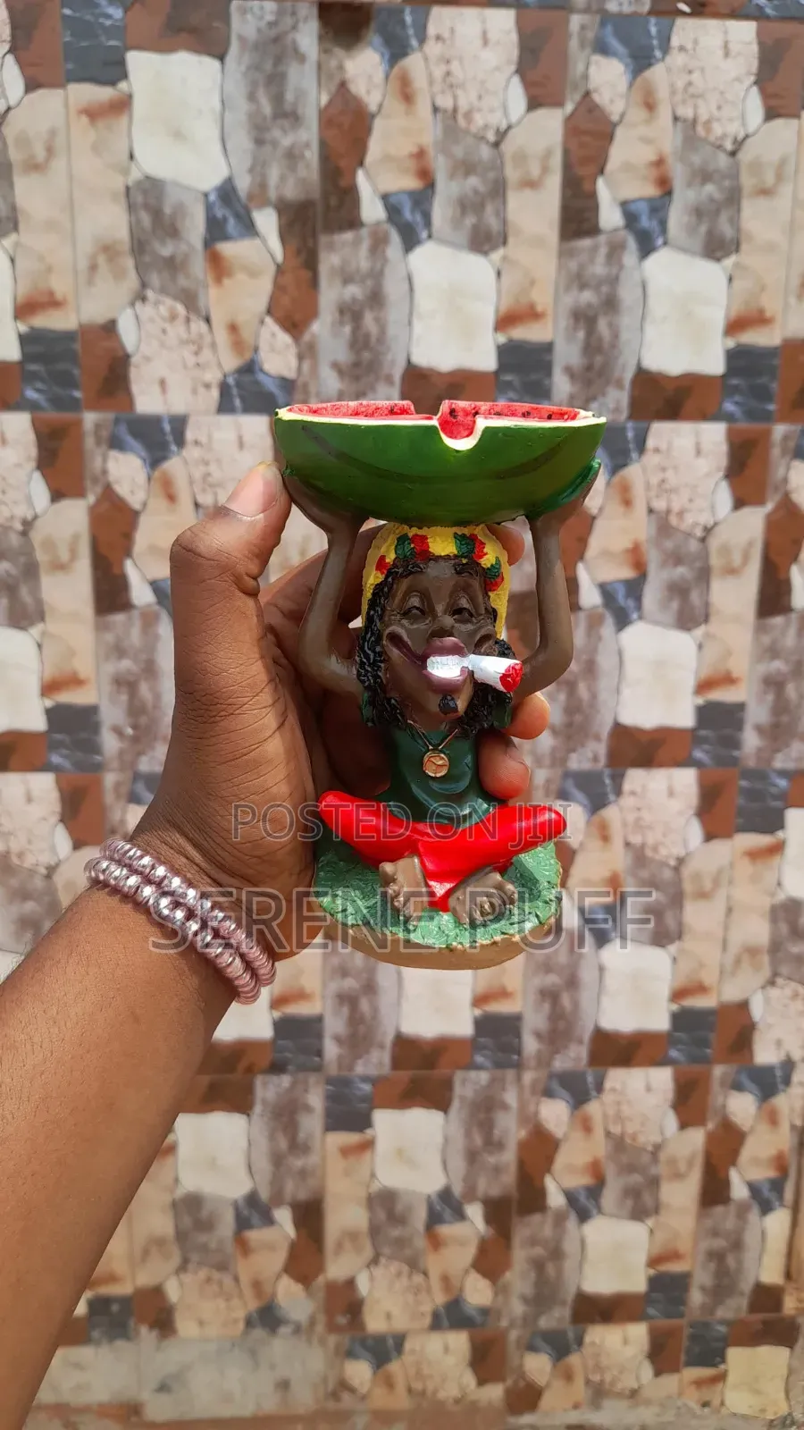  Character Ashtray – Fun Meets Function 