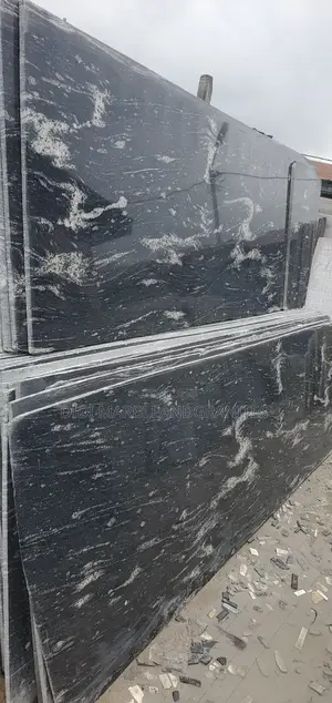 Black Forest Granite Slab for Staircase