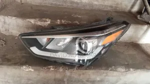 Head Lamp Hyundai Grand Santafe 2018