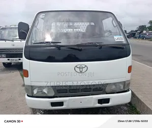 Toyota Dyna 100 Normal Hand
Petrol Engine
