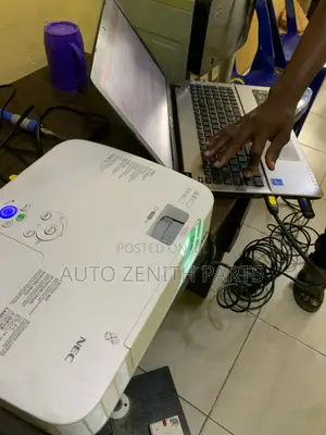 Nec M270x Projector
