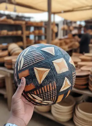 5 Litre Handcrafted Calabash – Plain Decorated