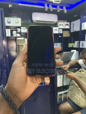 Apple iPhone 11 128 GB Red