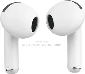 Porodo Soundtec TWS Anc 
Earphone With Touch Screen - White