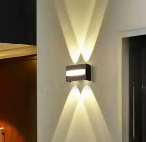 Outdoor Up and Down Waterproof 2eye, 3eye 4eye Wall Lights for Fence