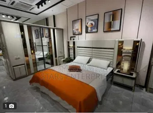 Modern 6 Feet X 7 Feet Bed