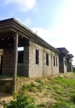 2bdrm Bungalow In Orherhe Agbarho, Warri For Sale