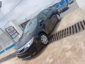 Toyota Camry LE 4dr Sedan (2.5L 4cyl 6A) 2013 Black