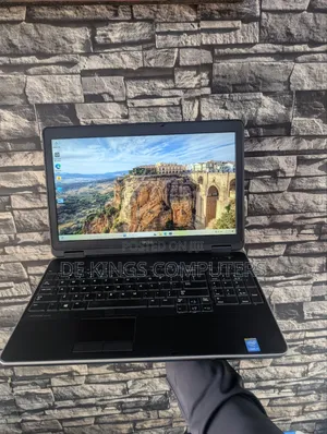 Laptop Dell Latitude E6540 16GB Intel Core Ultra 7 SSD 256GB