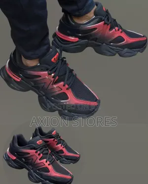 Designer New Balance Sneakers