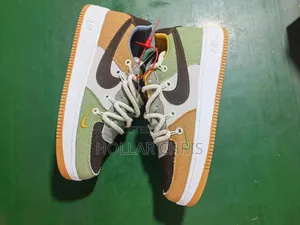Nike Sneakers