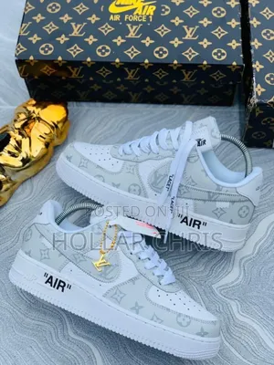 Nike Sneakers