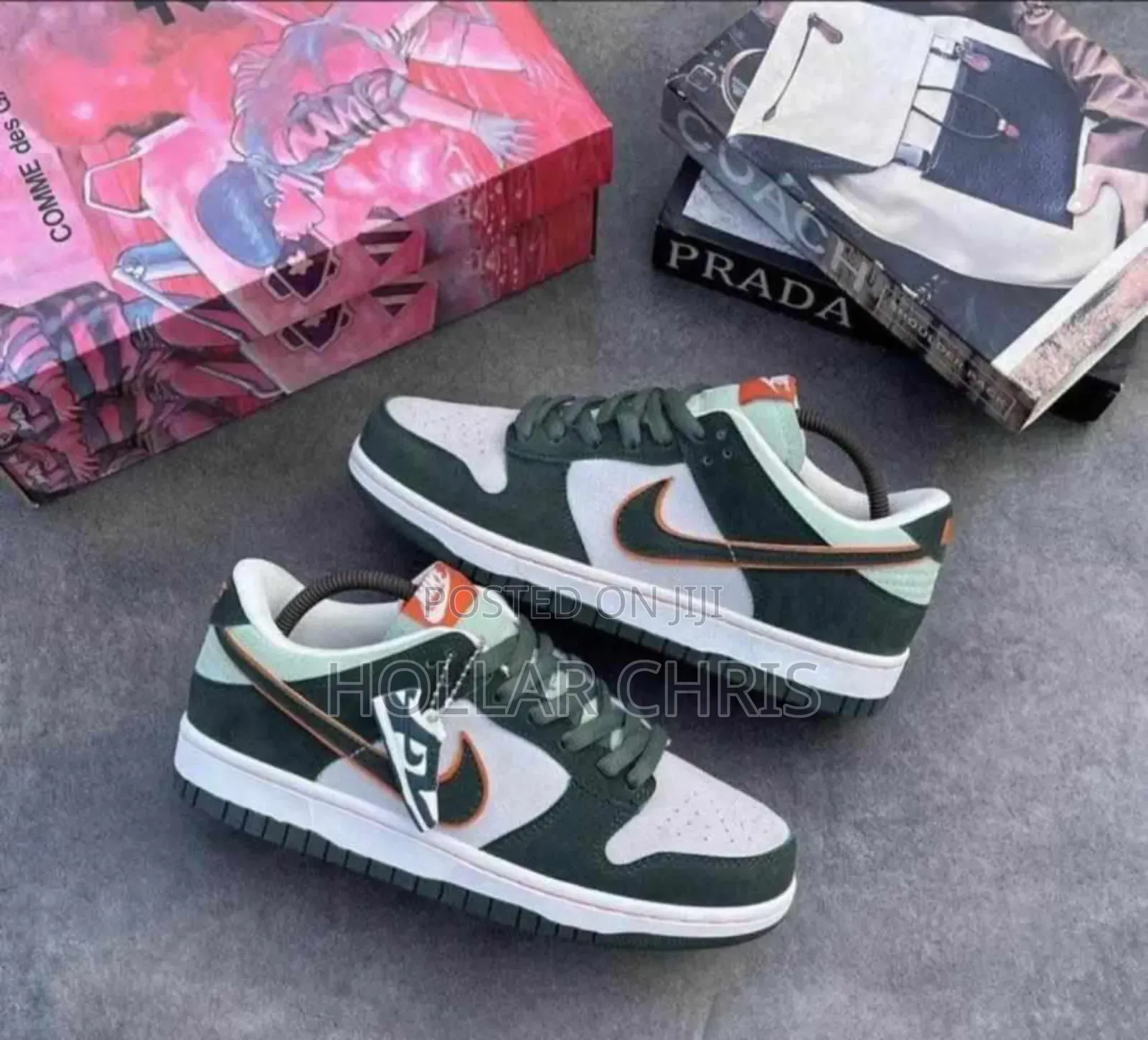 Nike Sneakers