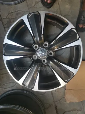 1toyota Sienna 18 Rim 2018/19 Follow Come