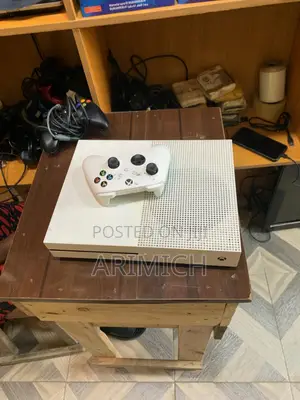 Microsoft Xbox One S